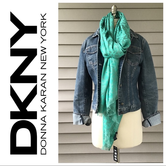 Donna Karan Accessories - NWT Pashmina DKNY